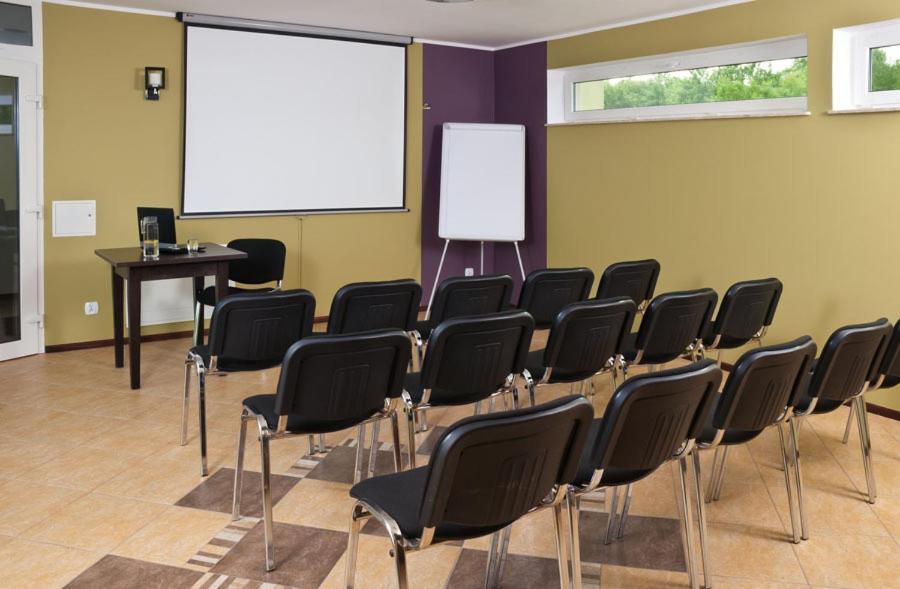 Noce I Dnie Hotel Postołowo Екстериор снимка