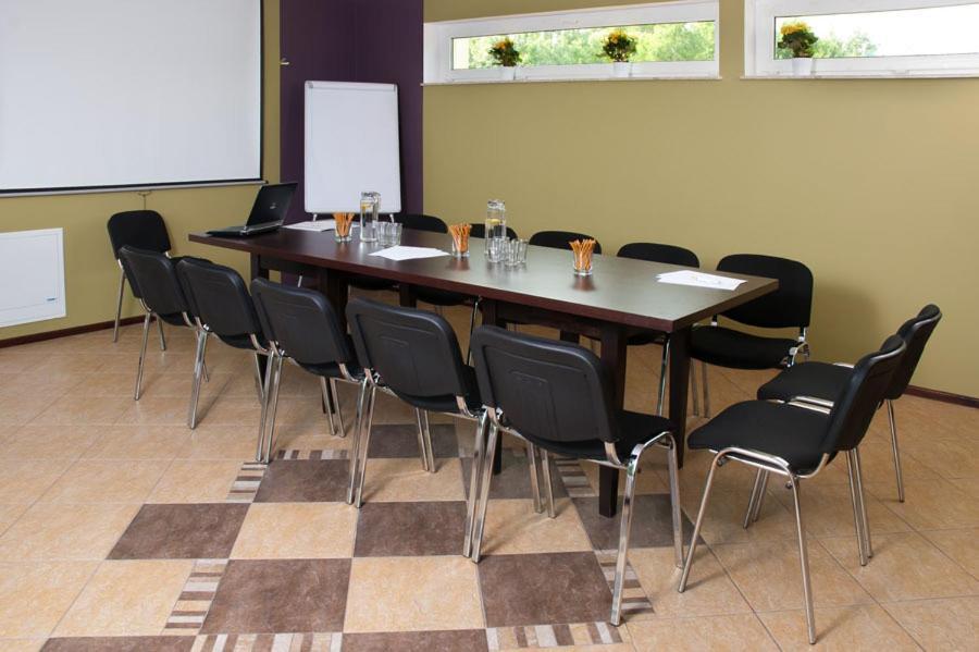 Noce I Dnie Hotel Postołowo Екстериор снимка