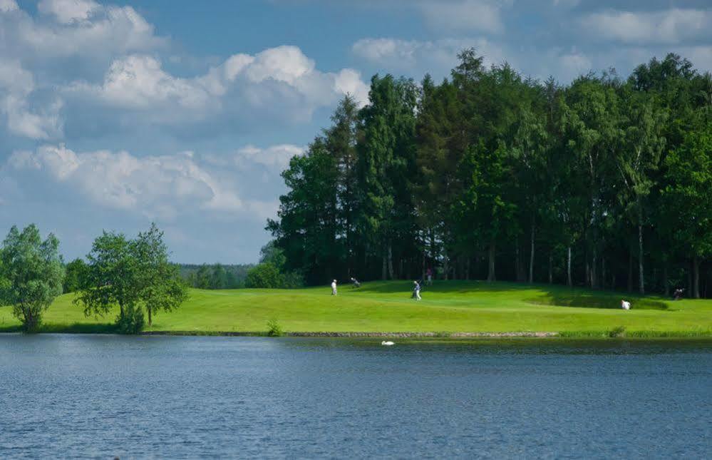 Noce I Dnie Hotel Postołowo Екстериор снимка